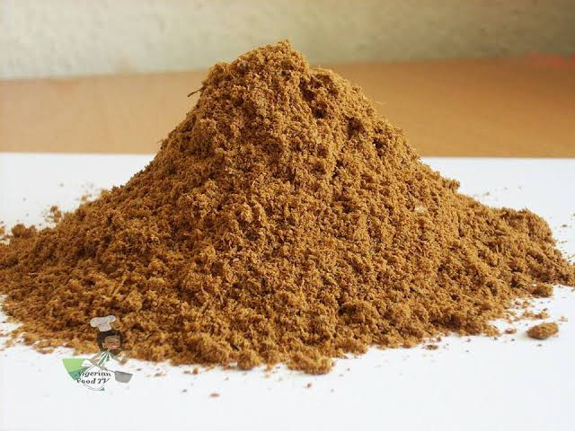 1kg of grinded negro pepper