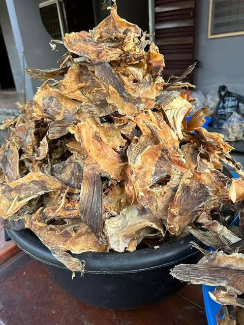 1kg of stock fish ears